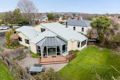 Photo of property in 10 Mountfort Street, Outram, 9019