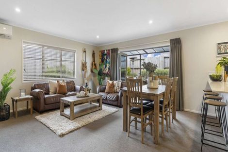 Photo of property in 333 Lakes Boulevard, Pyes Pa, Tauranga, 3112