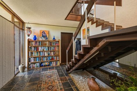 Photo of property in 2 Exeter Place, Tihiotonga, Rotorua, 3015