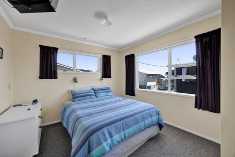 Photo of property in 120 Seventh Avenue, Urenui, 4377
