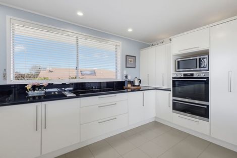 Photo of property in 28a Doralto Road, Frankleigh Park, New Plymouth, 4310