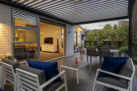 Photo of property in 297 Eastern Terrace, Sydenham, Christchurch, 8023