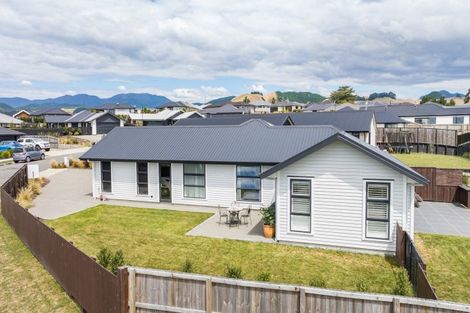 Photo of property in 67 Katania Heights, Brightwater, 7022