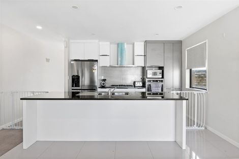 Photo of property in 23 Treestump Road, Takanini, 2112