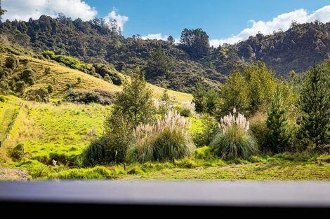 Photo of property in 21 Noakes Hill Road, Puhoi, Silverdale, 0994