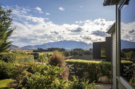 Photo of property in 22 Advance Terrace, Arrowtown, 9302