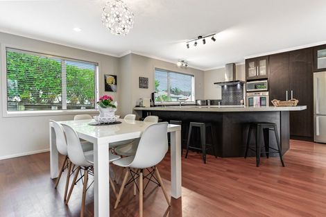 Photo of property in 15 The Dales, Dinsdale, Hamilton, 3204