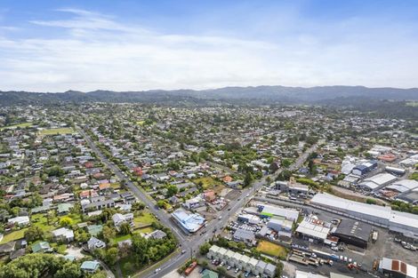 Photo of property in 1/351 West Coast Road, Glen Eden, Auckland, 0602