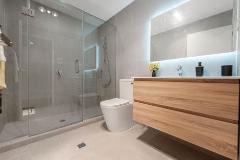 Photo of property in 4202e Great North Road, Glendene, Auckland, 0602