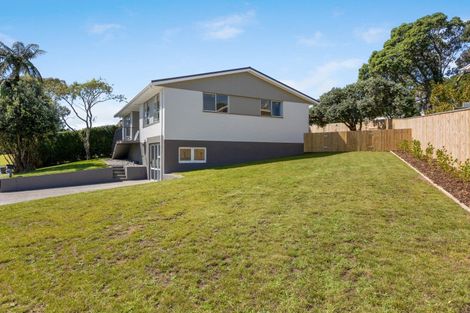 Photo of property in 5 Brixham Place, Merrilands, New Plymouth, 4312
