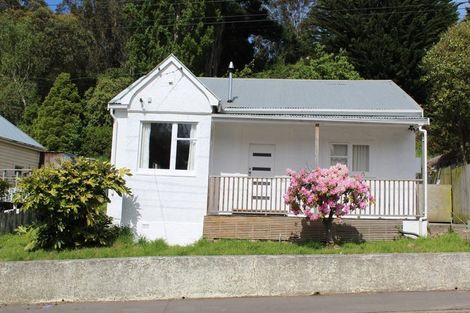 Photo of property in 102 Glen Road, The Glen, Dunedin, 9011