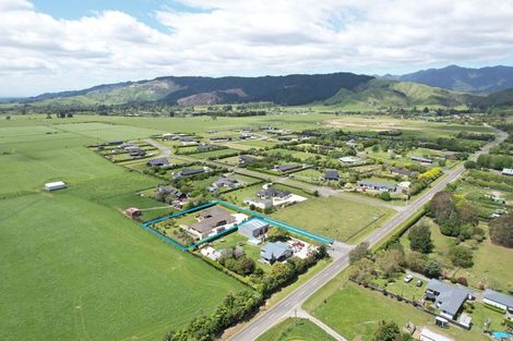 Photo of property in 347a Tararua Road, Levin, 5571