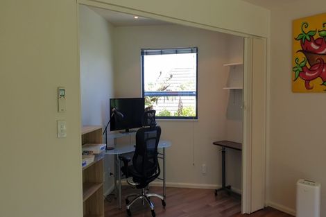 Photo of property in 9 Ridvan Grove, Ngaio, Wellington, 6035