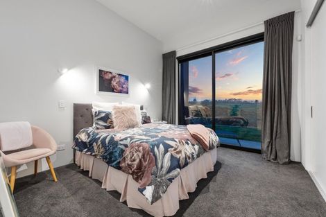 Photo of property in 104 Stoneridge Terrace, Whitford, Manurewa, 2576