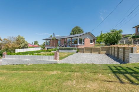 Photo of property in 98 Frank Street, Gore, 9710