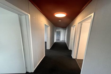 Photo of property in 5 Universal Drive, Henderson, Auckland, 0610