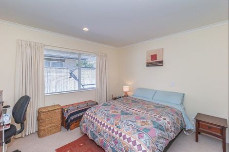 Photo of property in 66 Weraroa Road, Levin, 5510
