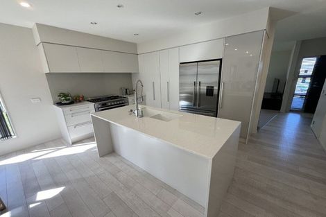 Photo of property in 31 Edgewater Drive, Karaka, Papakura, 2113