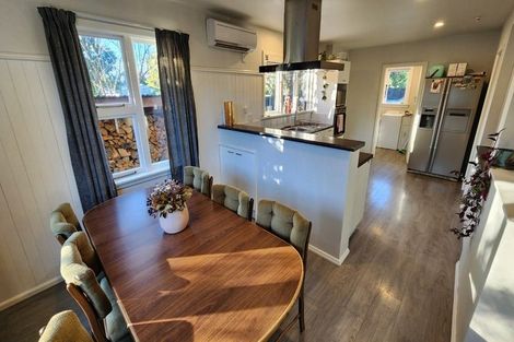 Photo of property in 90 Retreat Road, Avonside, Christchurch, 8061