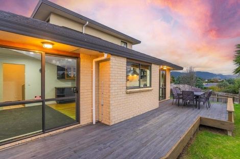 Photo of property in 6 Shearwater Rise, Paraparaumu Beach, Paraparaumu, 5032