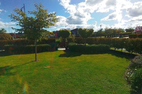 Photo of property in 46 Plescher Crescent, Leamington, Cambridge, 3432