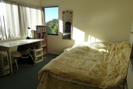 Photo of property in 43a Forrest Hill Road, Milford, Auckland, 0620