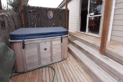 Photo of property in 220 Kerr Road, Parua Bay, Onerahi, 0192