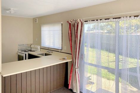 Photo of property in 2 Ramsey Crescent, Flaxmere, Hastings, 4120