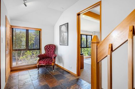 Photo of property in 84 Palatine Terrace, Saint Martins, Christchurch, 8022