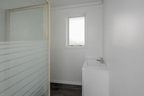 Photo of property in 12 Stuckey Street, Levin, 5510