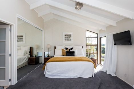 Photo of property in 214 Alfriston Ardmore Road, Ardmore, Papakura, 2582