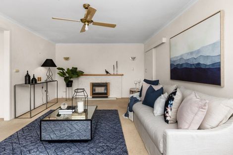 Photo of property in 6 Balmoral Street, Taradale, Napier, 4112