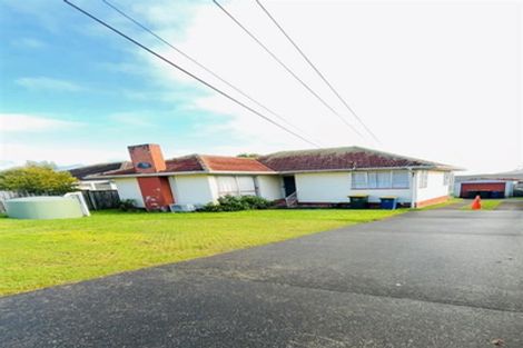 Photo of property in 29 Vodanovich Road, Te Atatu South, Auckland, 0610