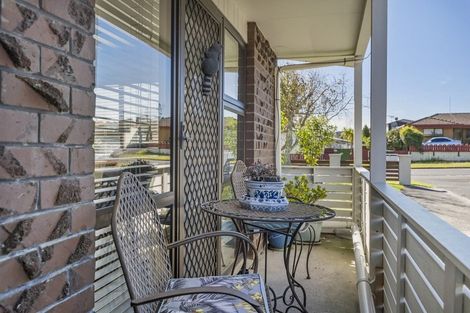 Photo of property in 1/52 Florence Avenue, Orewa, 0931