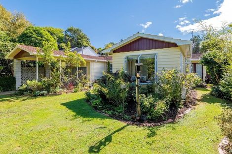 Photo of property in 431 Te Moana Road, Waikanae, 5036
