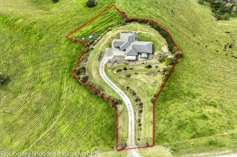 Photo of property in 281 Linton Road, Maungaturoto, 0583