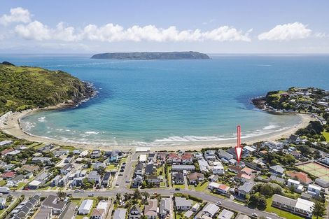 Photo of property in 3/22 Park Avenue, Titahi Bay, Porirua, 5022