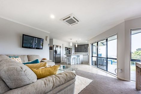 Photo of property in 24 Kensington Terrace, Gulf Harbour, Whangaparaoa, 0930