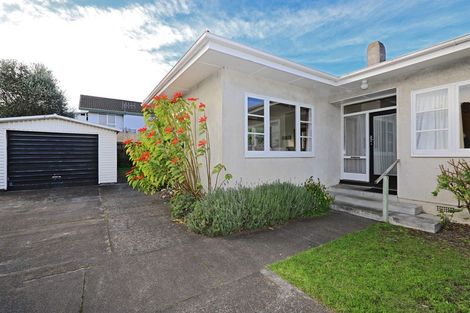 Photo of property in 53a Charles Street, Westshore, Napier, 4110