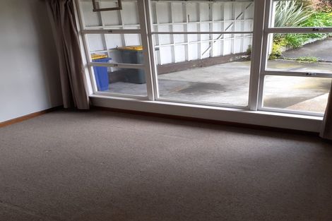 Photo of property in 54 Chippendale Crescent, Birkdale, Auckland, 0626