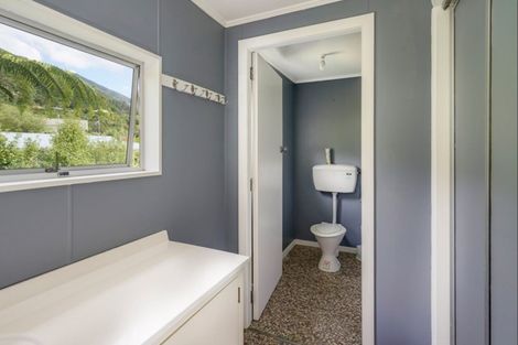 Photo of property in 5 The Parade, Okiwi Bay, French Pass, 7193