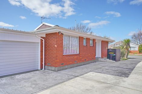 Photo of property in 1/3 Karnak Crescent, Russley, Christchurch, 8042