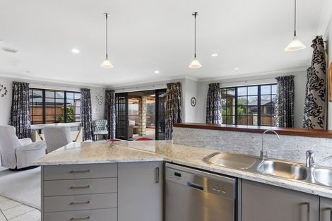 Photo of property in 11 Woodham Place, Rototuna North, Hamilton, 3210