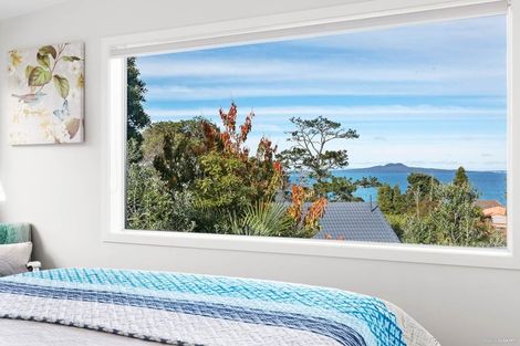 Photo of property in 63 Cliff Road, Torbay, Auckland, 0630