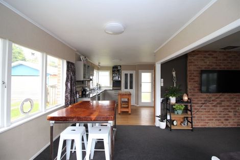 Photo of property in 19 Kenmore Place, Tokoroa, 3420