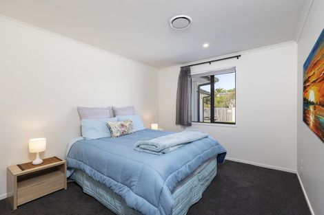 Photo of property in 8 Kitty Frazer Lane, Omaha, 0986