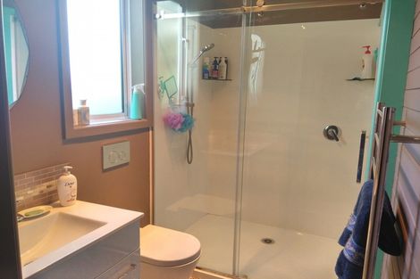 Photo of property in 71 Mckenzie Street, Geraldine, 7930