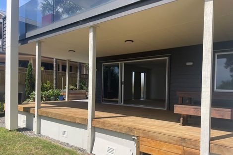 Photo of property in 1163 Papamoa Beach Road, Papamoa Beach, Papamoa, 3118