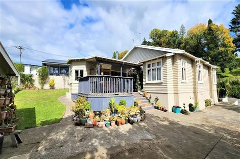 Photo of property in 9 Kitchener Street, Waipukurau, 4200