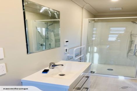 Photo of property in 21 Brindle Way, Newlands, Wellington, 6037